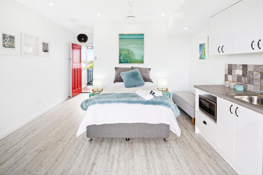Studio on Morgo Street - Tap to explore photos