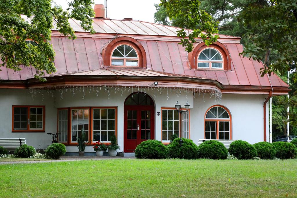 Saka Manor photo 3