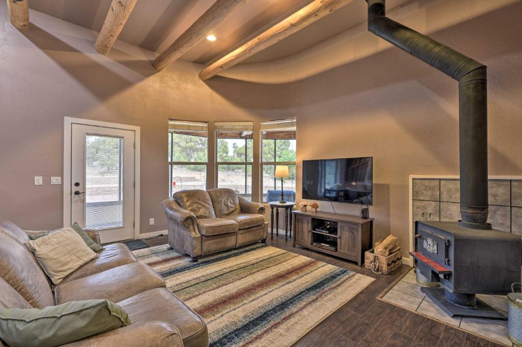 Luxe 5-Acre Mancos Home, about 1 Mi to Mesa Verde photo 3