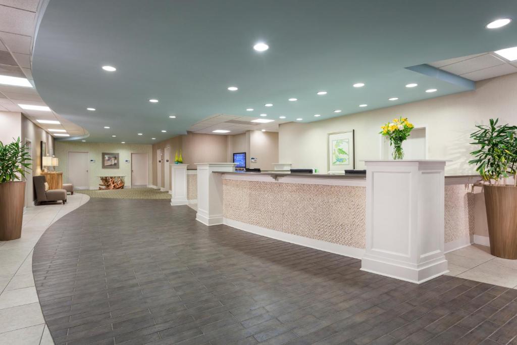 Surfside Beach Oceanfront Hotel photo 4