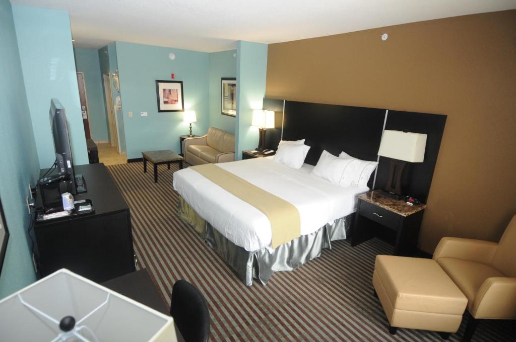 Holiday Inn Express Somerset, an IHG Hotel photo 1