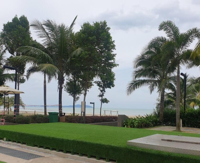 Timurbay Beach Resort kuantan by Ana photo 4