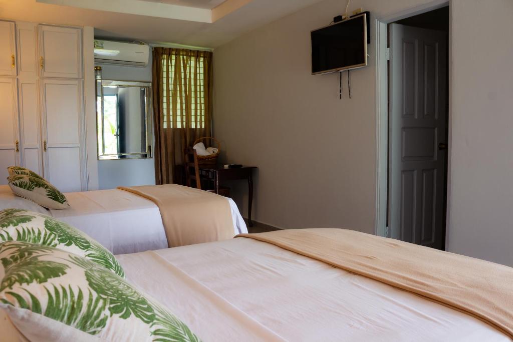 Hotel Kevin photo 1