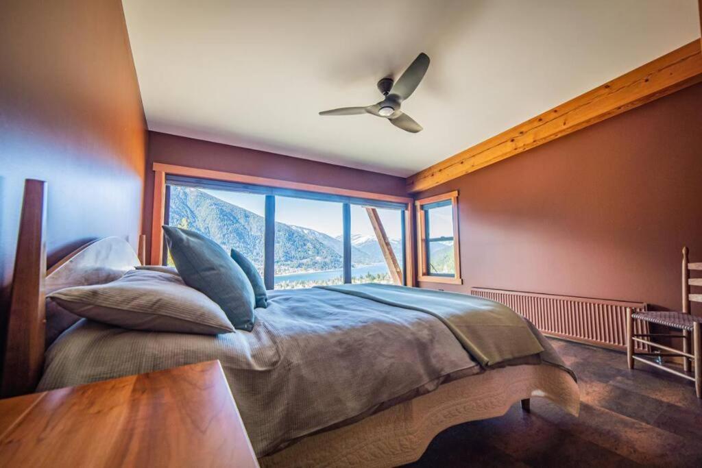 Luxe Modern Timberframe - Iconic Panorama Views with AC photo 4