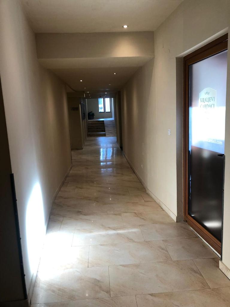 Apartman Kraljevi čardaci Makica Kopaonik sa garazom photo 1