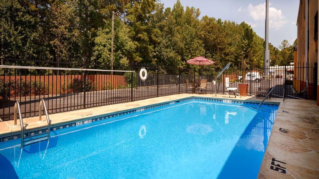 Best Western Allatoona Inn & Suites photo 1