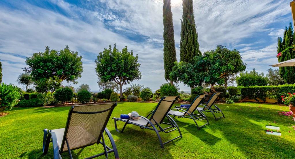 Ground floor apartment with golf and sea views - Roudias, Aphrodite Hills Resort photo 1