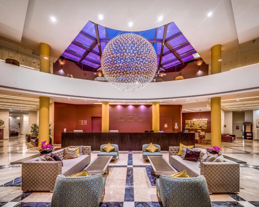 Ramada Hotel & Suites by Wyndham Netanya photo 3