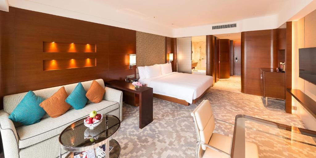 Crowne Plaza Macau, an IHG Hotel photo 1