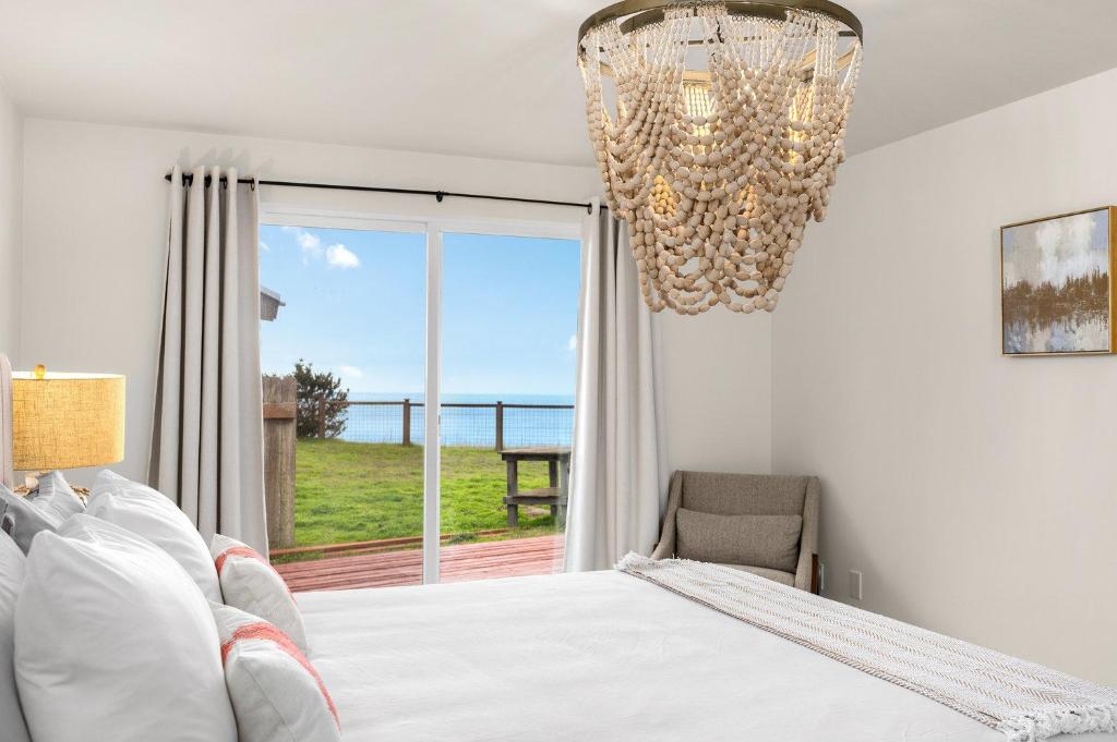@ Marbella Lane - Seas the Bay sanctuary photo 4