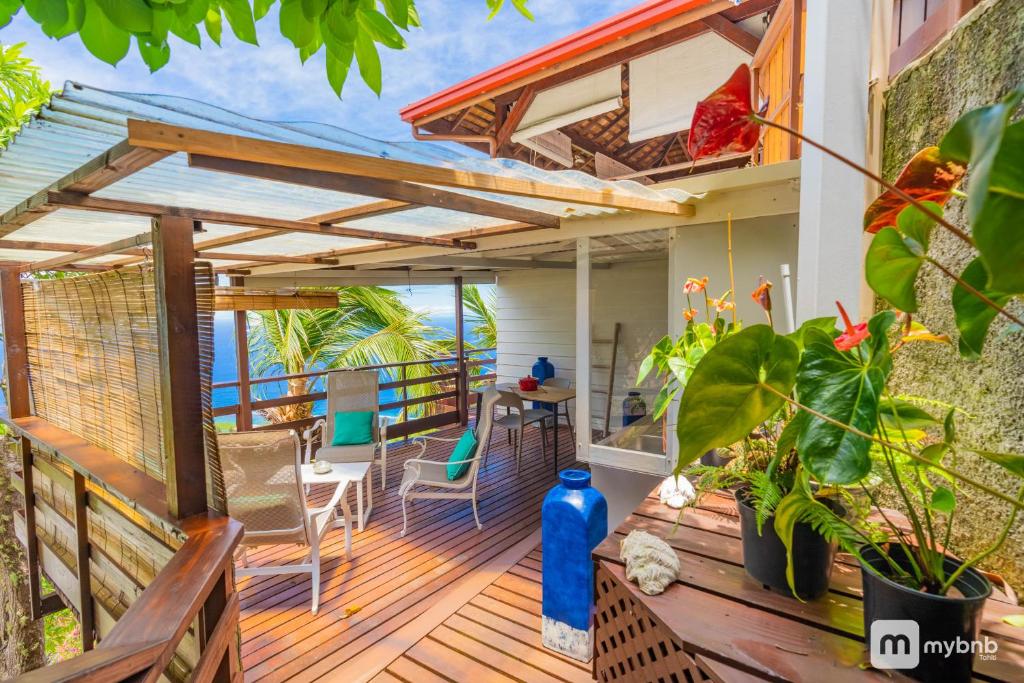 Bungalow Poerava Punaauia Ocean View photo 1
