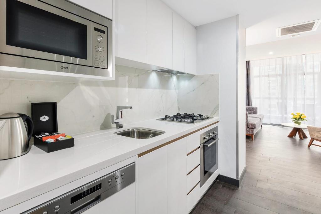 Meriton Suites Chatswood photo 4