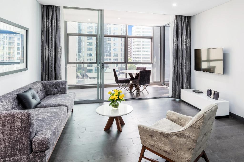 Meriton Suites Chatswood photo 3