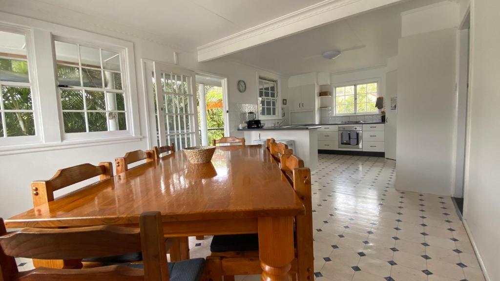 Allamanda House, 3 Willow Street photo 2