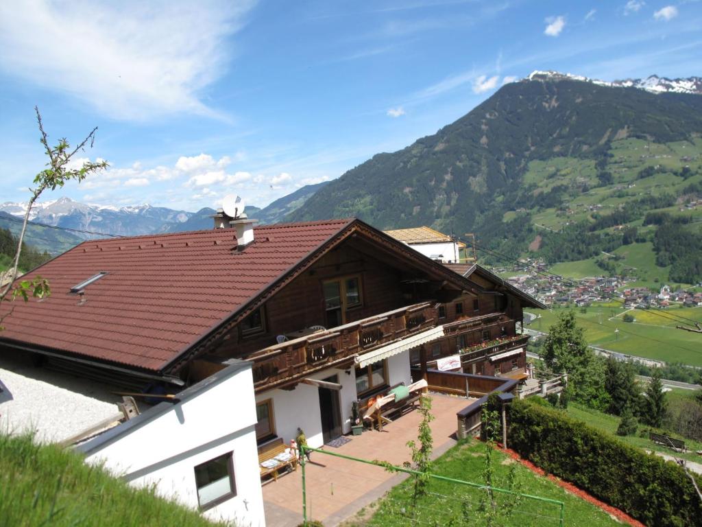 Apartment Unterkreuter - KAB215 by Interhome