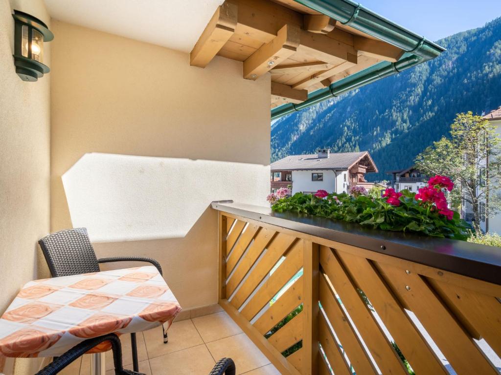 Apartment Rosa - MHO134 by Interhome photo 1