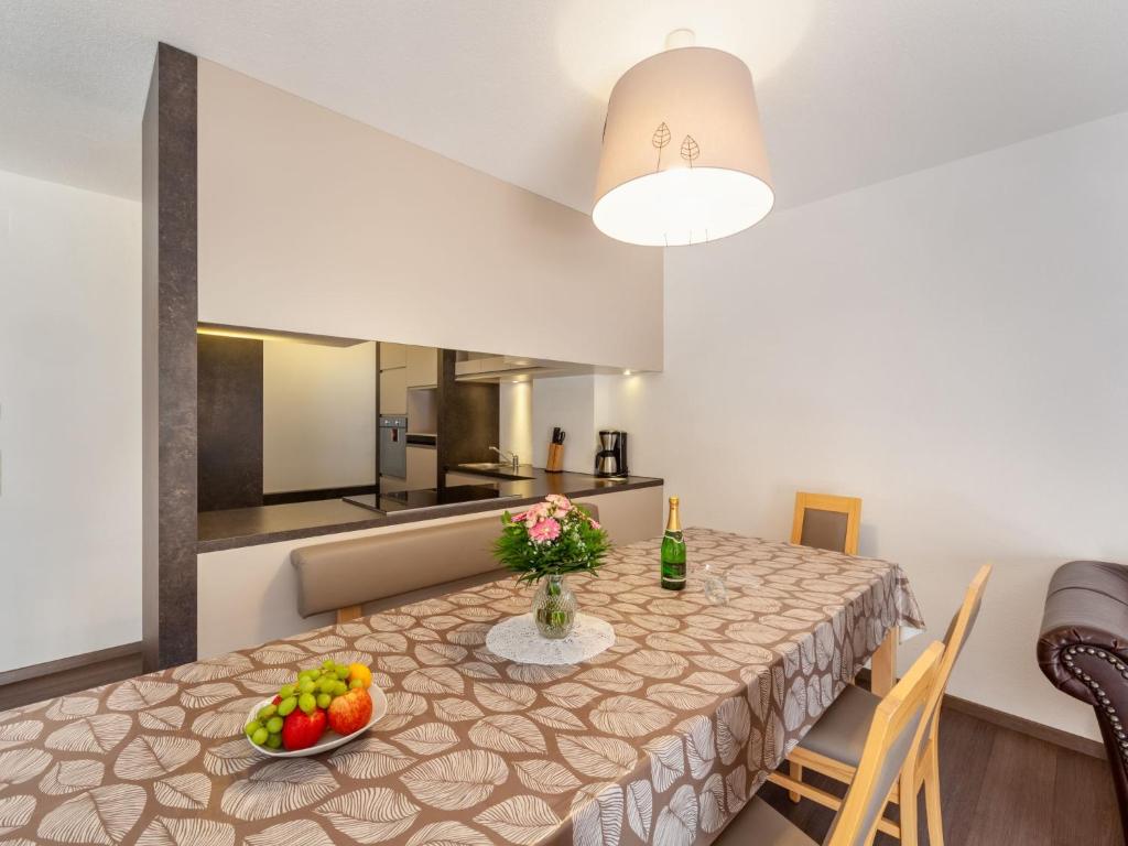 Apartment Chalet Modern Life - MHO769 by Interhome photo 2