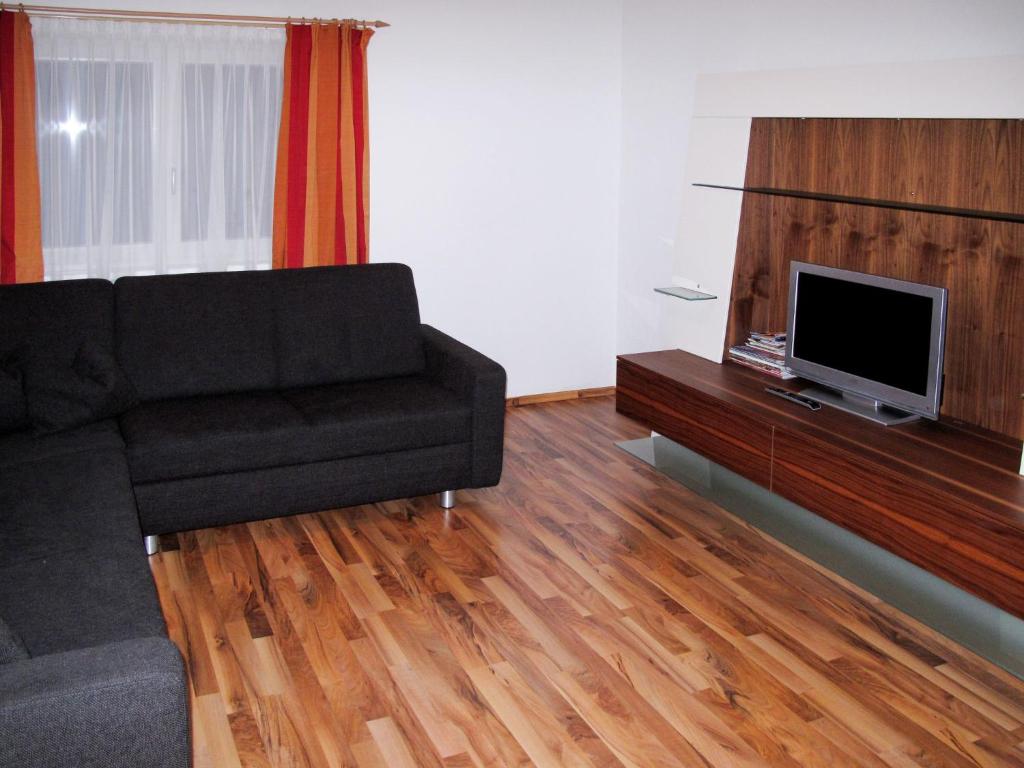 Apartment Wegscheider - MHO328 by Interhome photo 2