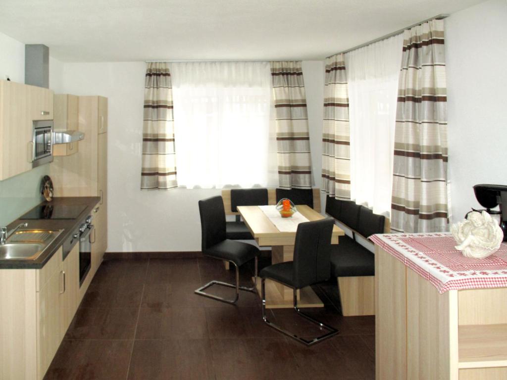 Apartment Leonie - GES 160 by Interhome photo 2