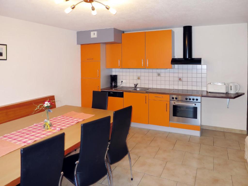 Apartment Apart Sonja - KPL648 by Interhome photo 3