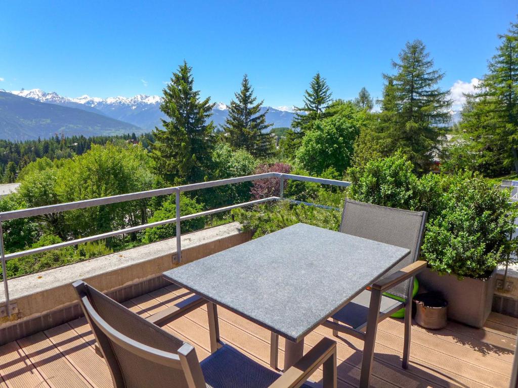 Apartment Jeanne d'Arc-3 by Interhome photo 3