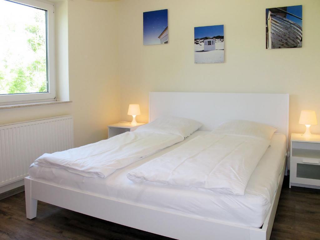 Apartment Cuxland Ferienpark-1 by Interhome photo 2