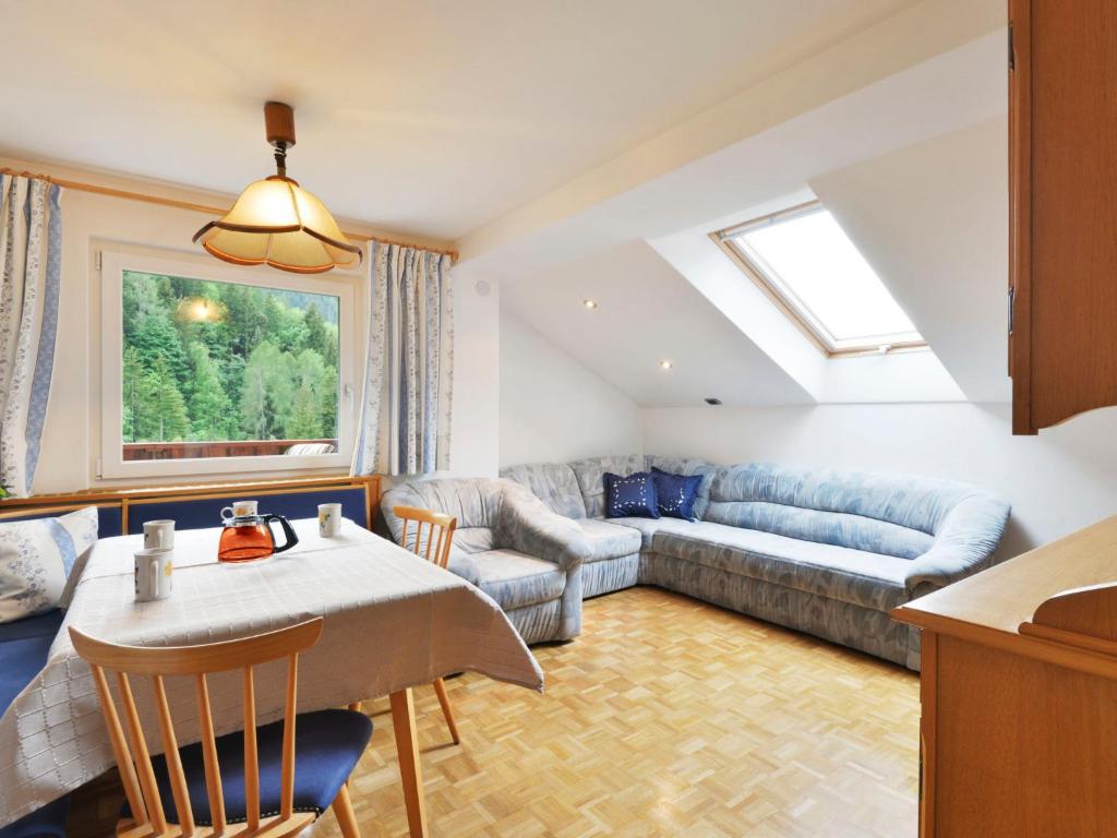 Apartment Demetz by Interhome photo 3