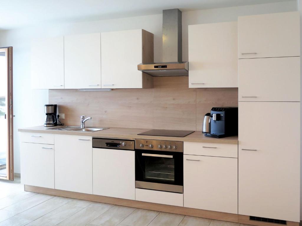 Apartment Luxner - KAB137 by Interhome photo 2