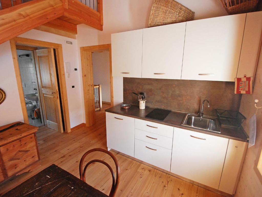 Apartment Albergo Diffuso - Cjasa Ustin-3 by Interhome photo 2