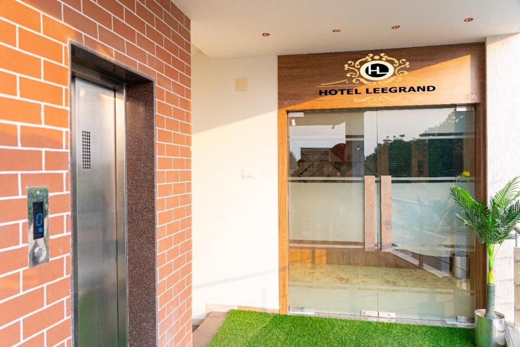 Hotel Lee Grand photo 3