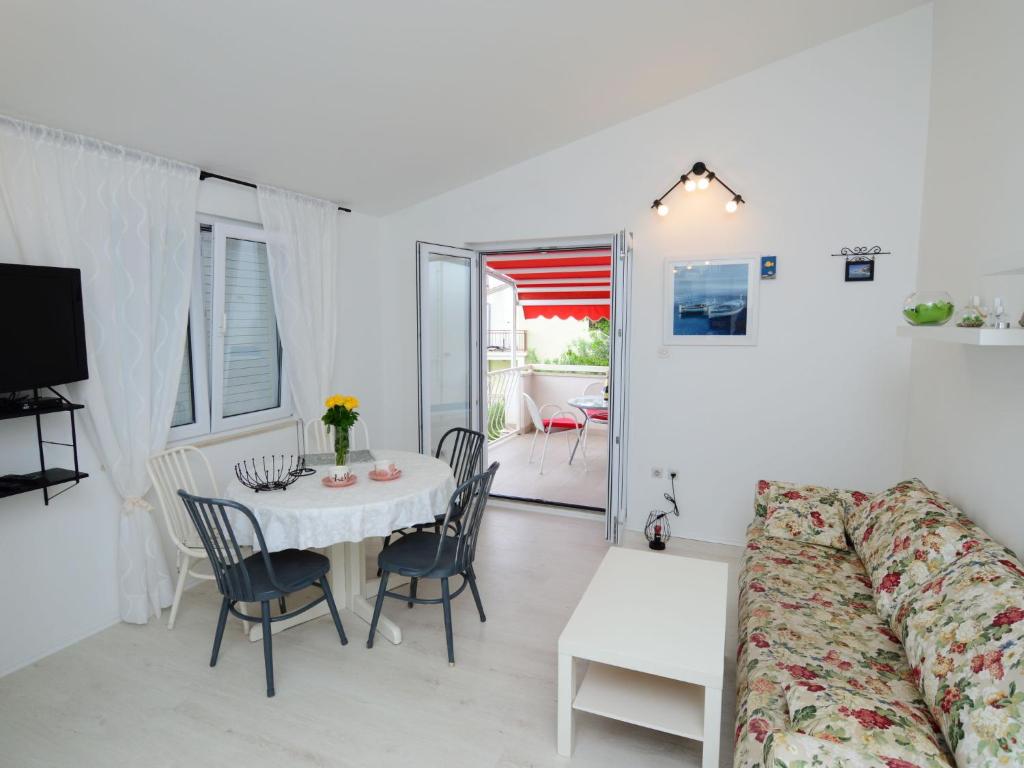 Apartment Mirela-2 by Interhome photo 1