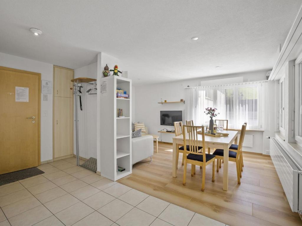 Apartment Ruggli by Interhome photo 3