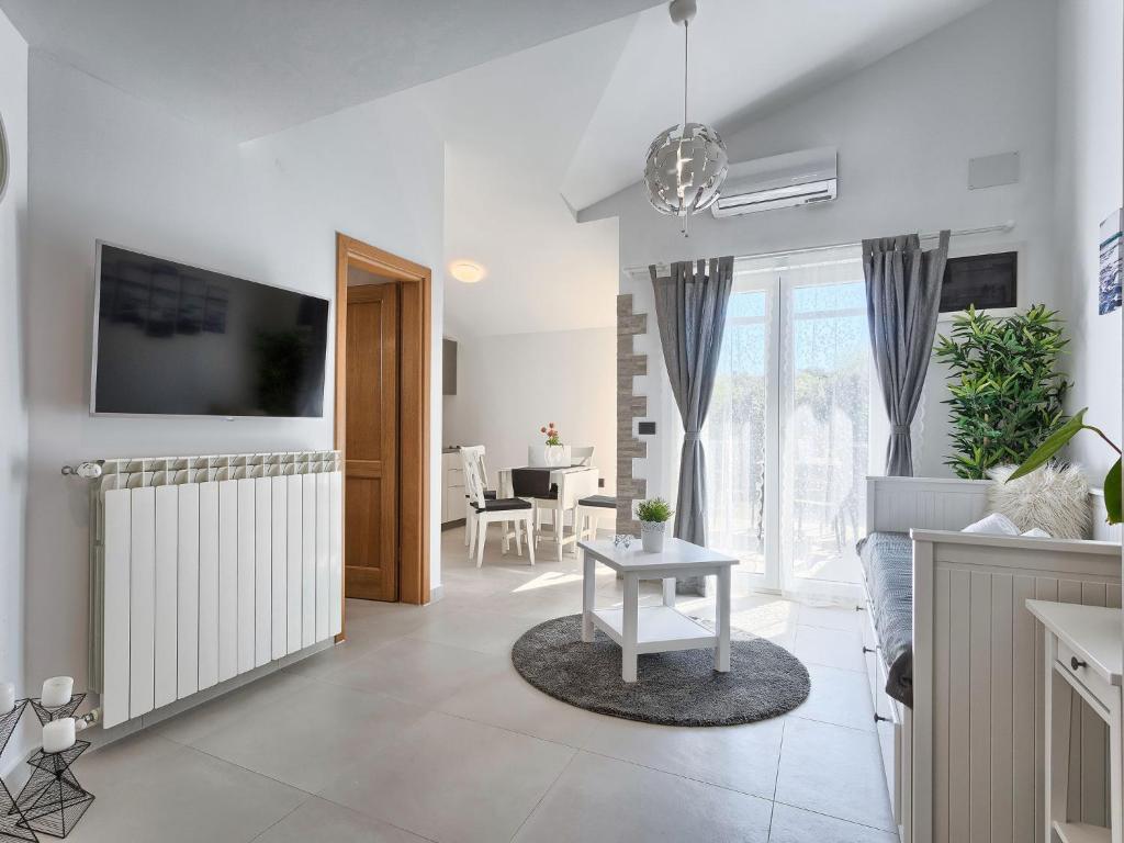 Apartment La Mer-3 by Interhome photo 3