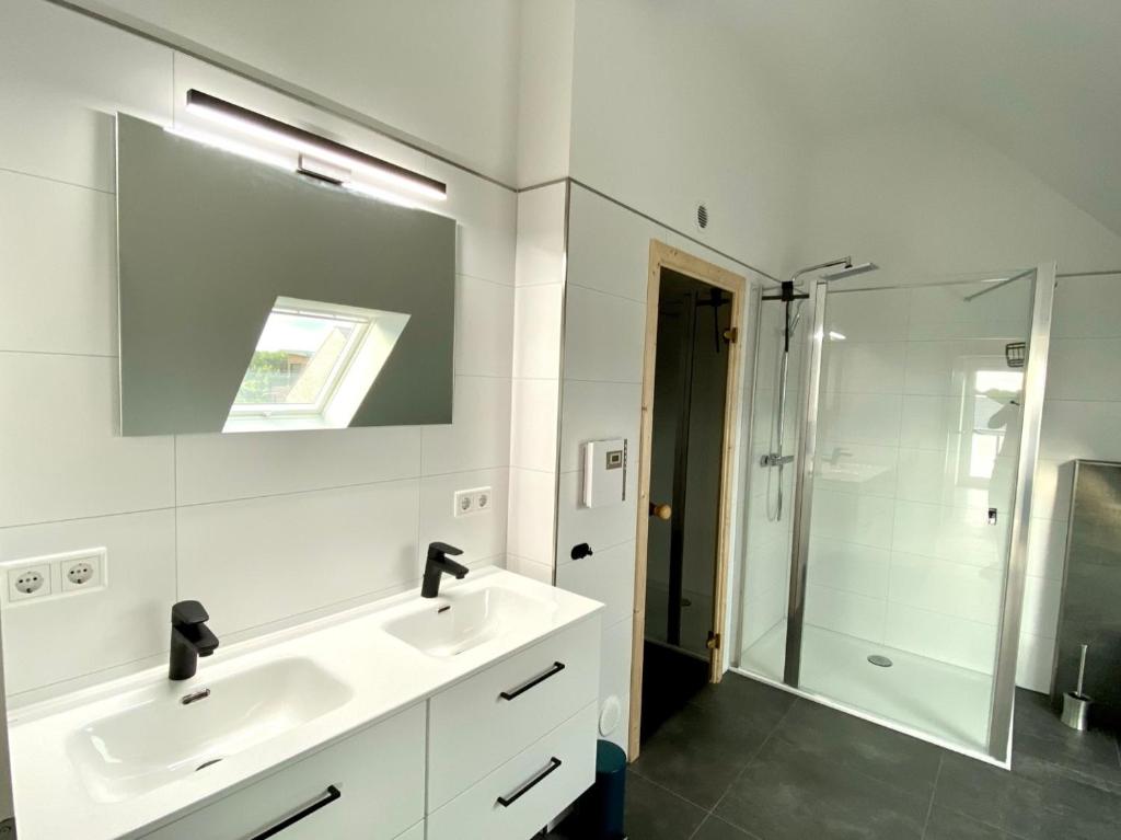 Ferienhaus Panoramadeck am Harkebrügger See mit Sauna und Kamin photo 4