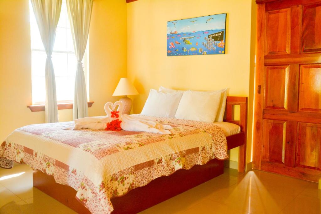Royal Caribbean Resort photo 3