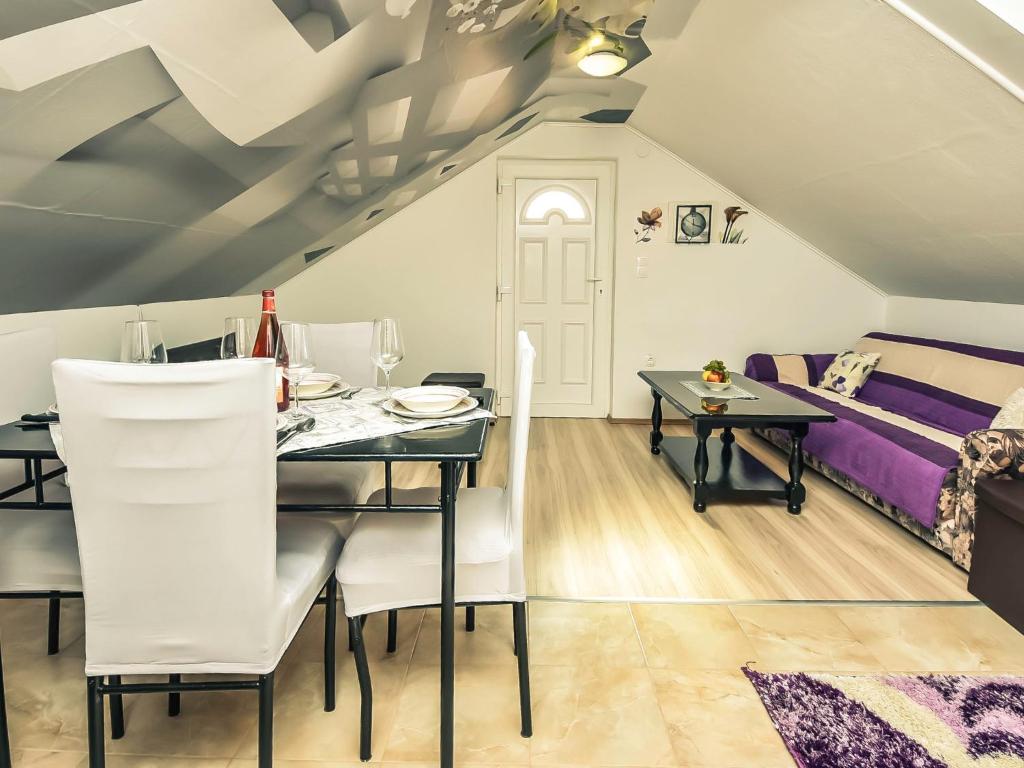 Apartment Amadea-3 by Interhome photo 2