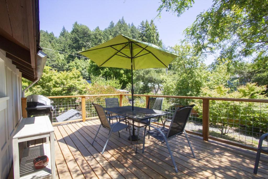 Villa Mimosa Hot Tub Fire Table BBQ Walk to River Dog Friendly photo 1