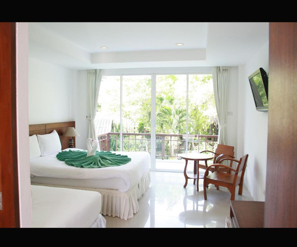 Трехместный (Улучшенный трехместный номер), Kirati Beach Resort