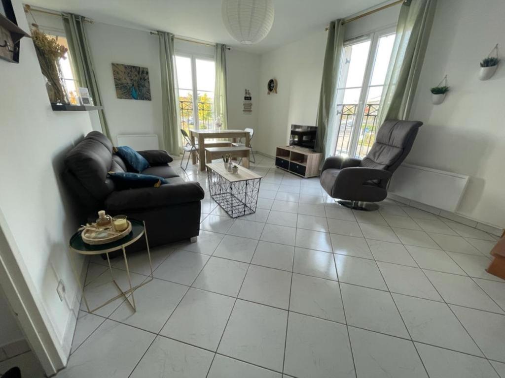 Charmant appartement duplex à 5min de Disney. photo 1