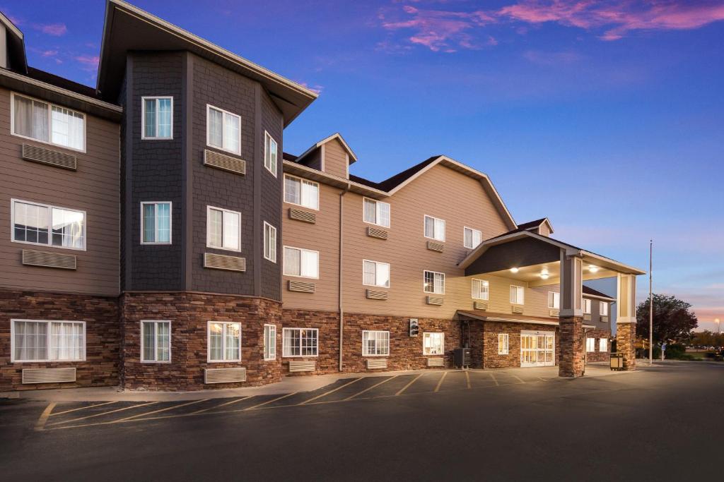 Red Roof Inn & Suites Omaha - Council Bluffs photo 4