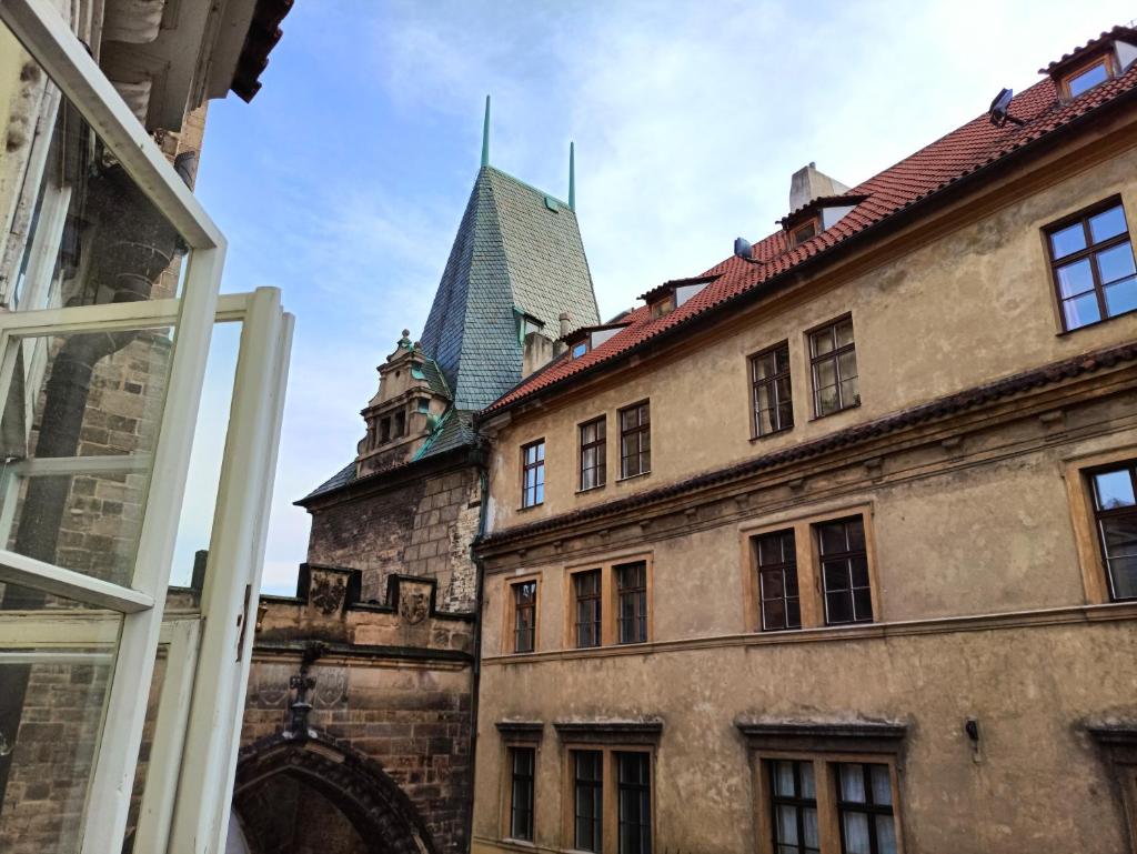 Номер (Кровать в общем 6-местном номере), Хостел Charles Bridge Economic