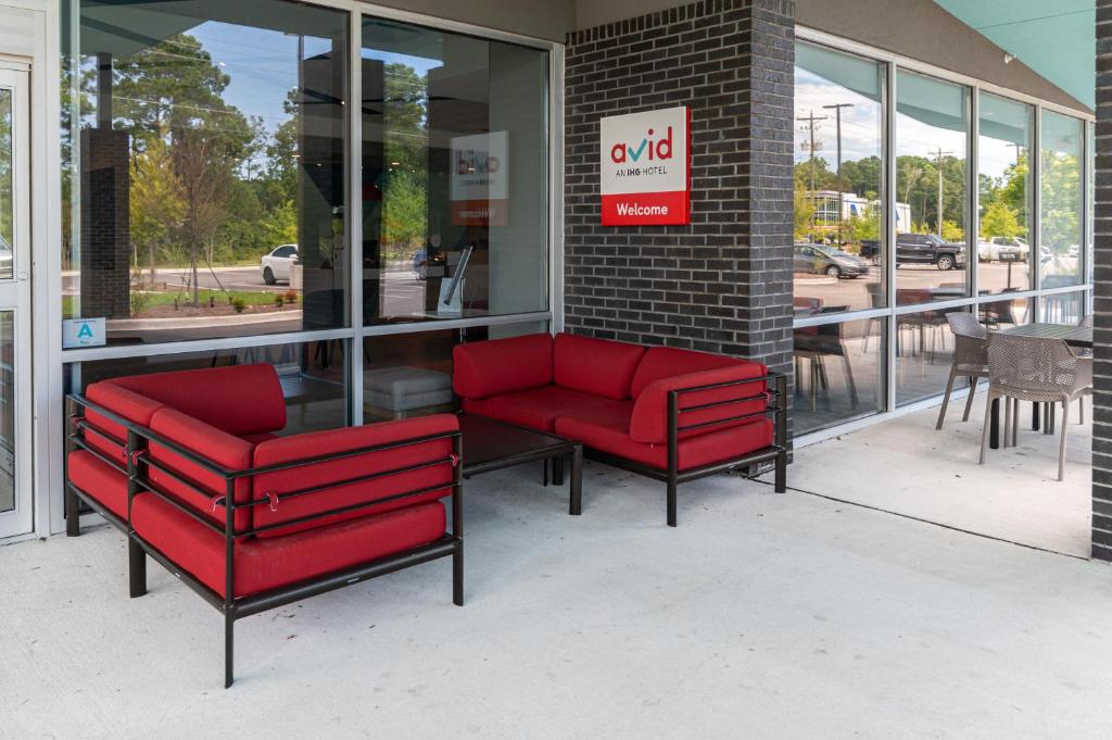 avid hotel Summerville, an IHG Hotel photo 3