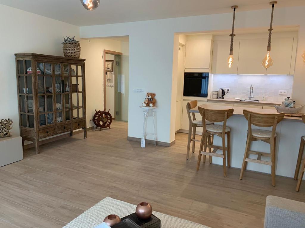 Northastic Suite