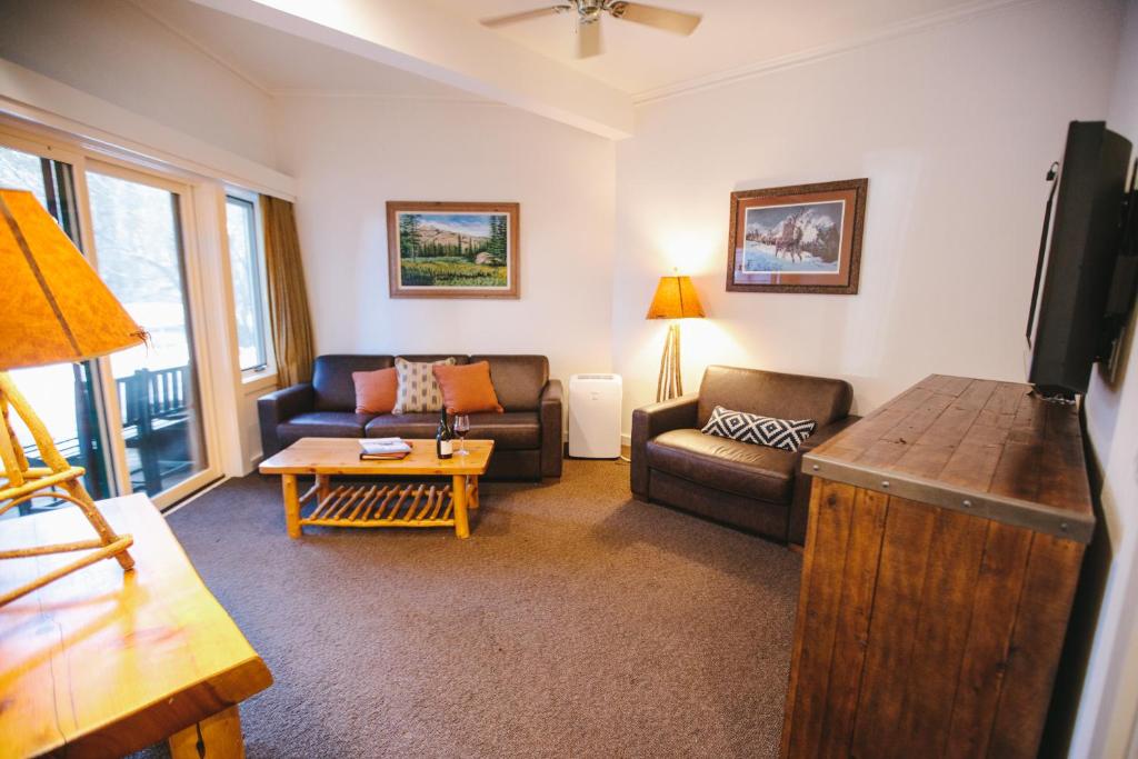 Sunnyside Resort and Lodge photo 3