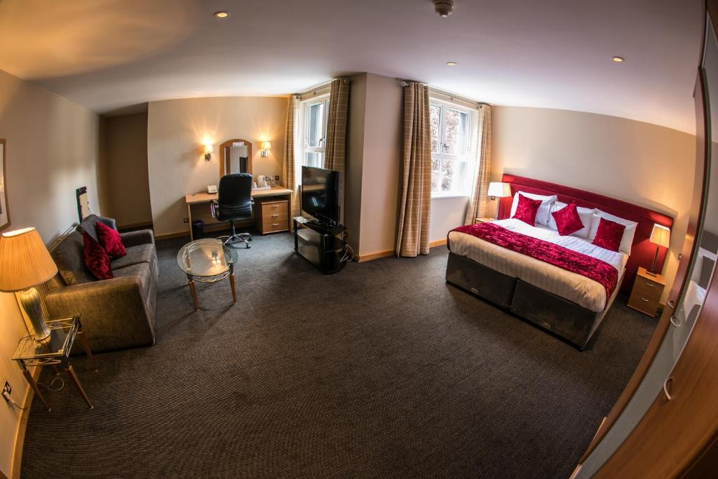 Rosspark Hotel Room Type - Superior Suite