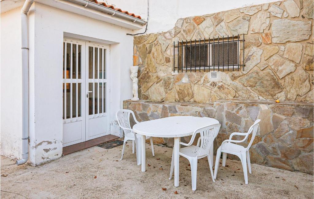 Amazing Home In Quintana Del Castillo With Wifi And 8 Bedrooms photo 2