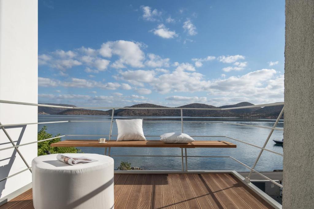 Villa Mimaze Minimalist Living photo 1