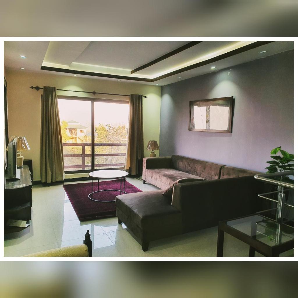 Full Serviced Cottage in Bhurban photo 4