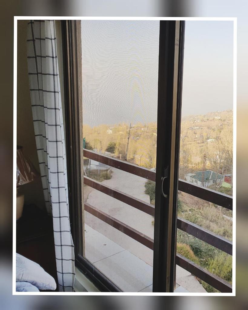 Full Serviced Cottage in Bhurban photo 3