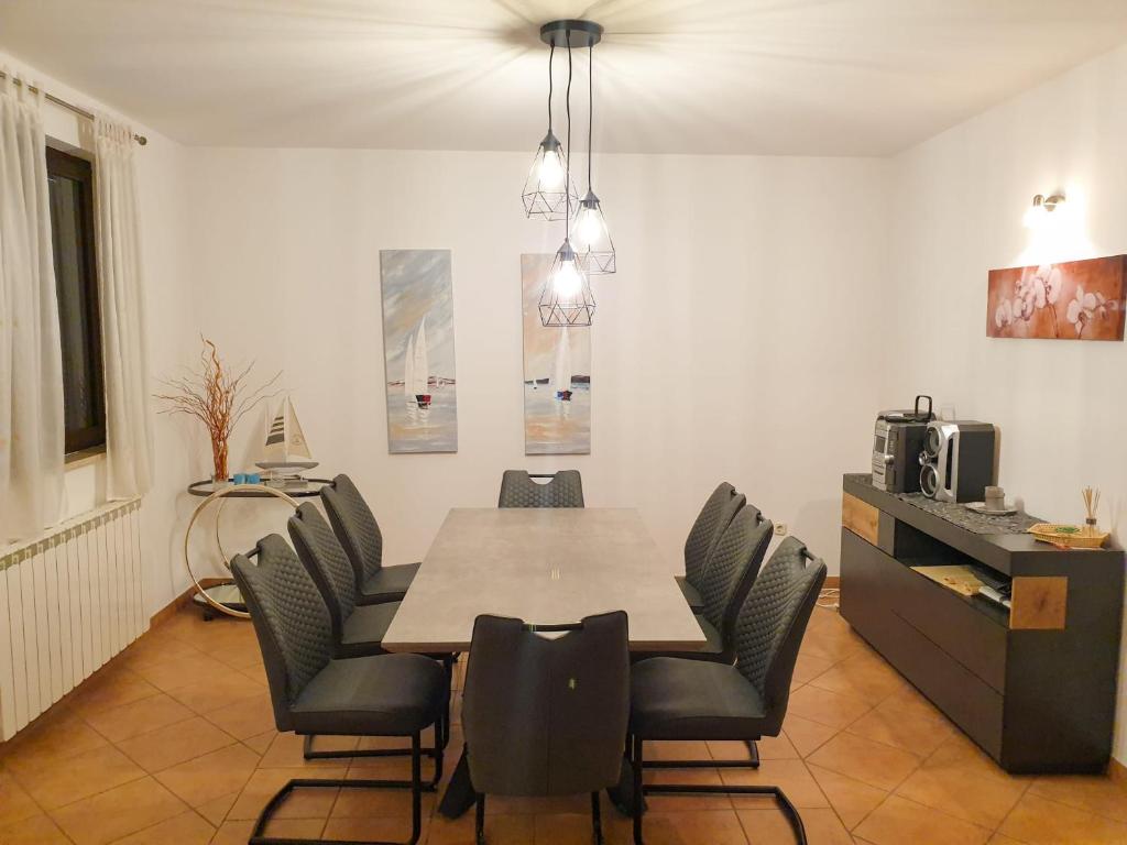 Holiday home Elis photo 4